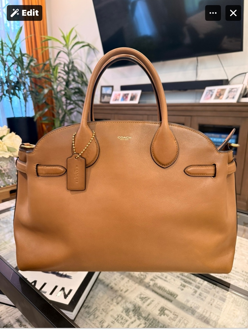 Coach empire 40 in honey brown